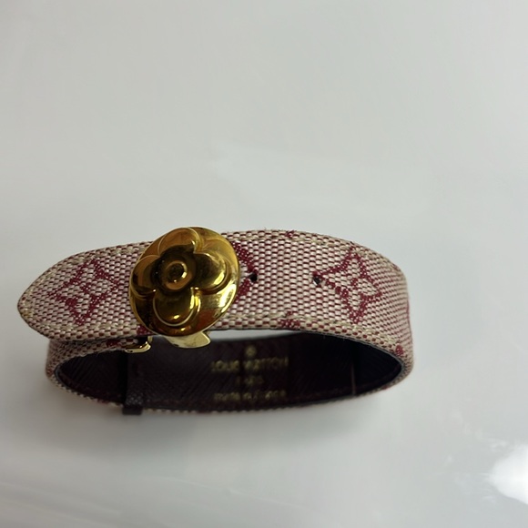 LOUIS VUITTON VINTAGE Wish Bracelet - Picture 4 of 7